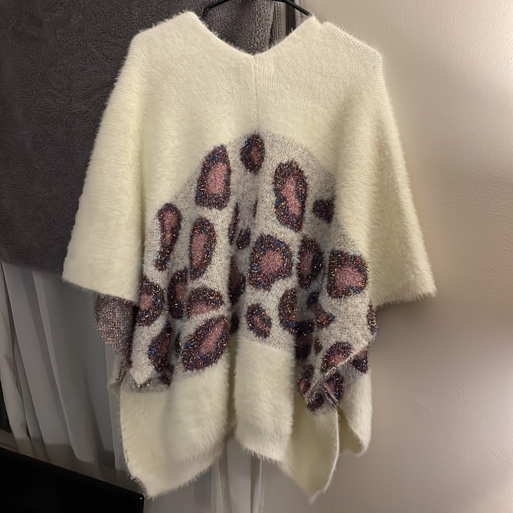 Anthropology Cheetah Shall - image 5